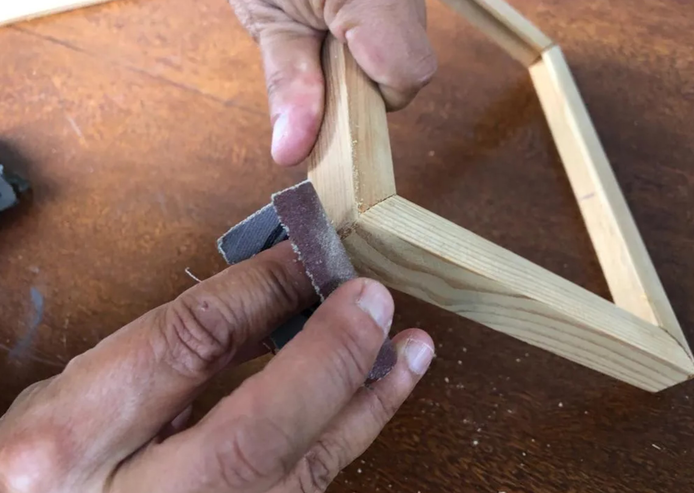 โชว์เคสกรอบรูปไม้สั่งทำ